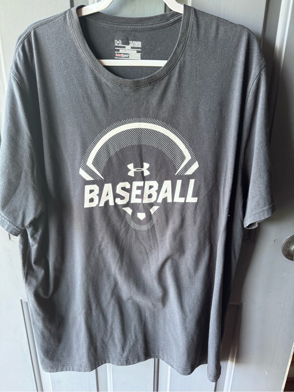 Under Armour Black Short-Sleeve Baseball Graphic Tee